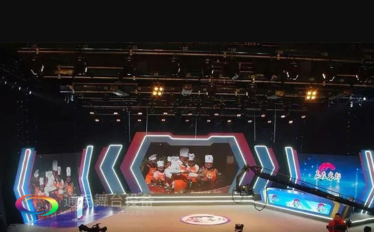 坐標(biāo)廣東梅州！通用舞臺(tái)承接梅州廣播電視臺(tái)演播廳項(xiàng)目